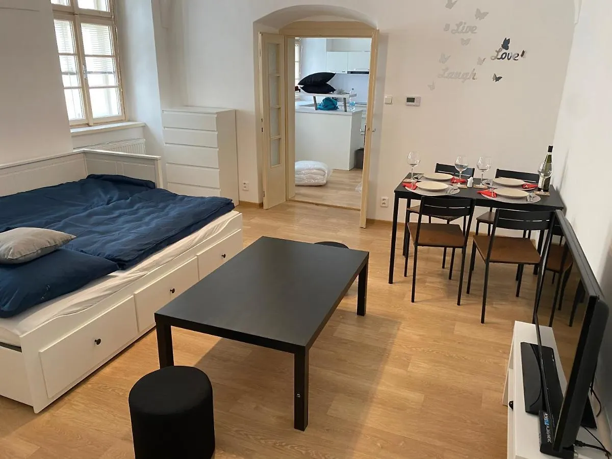 Nerudova Apartments Praga